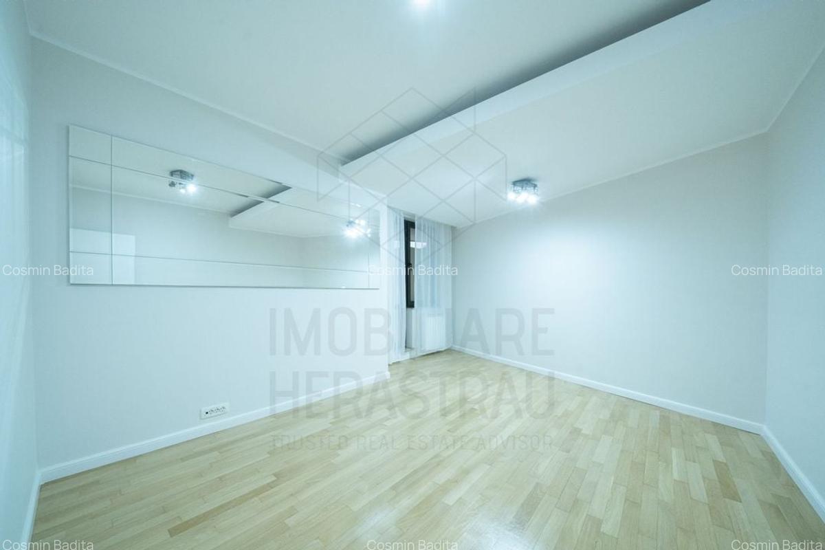 Nordului stradal,vedere Parc, Birou . - 8