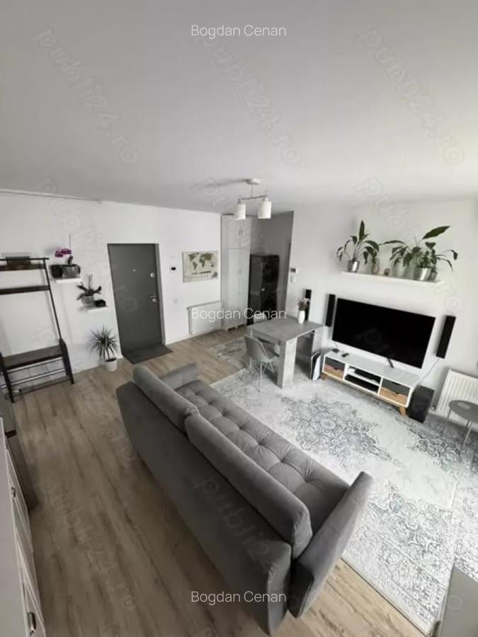 Apartament cu 3 camere, Eroilor . - 2