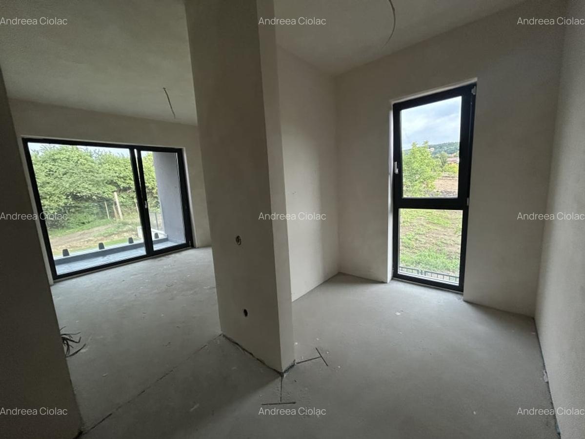 Casa tip duplex semifinisat , 180 mp utili , 400 mp teren zona Faget - 8