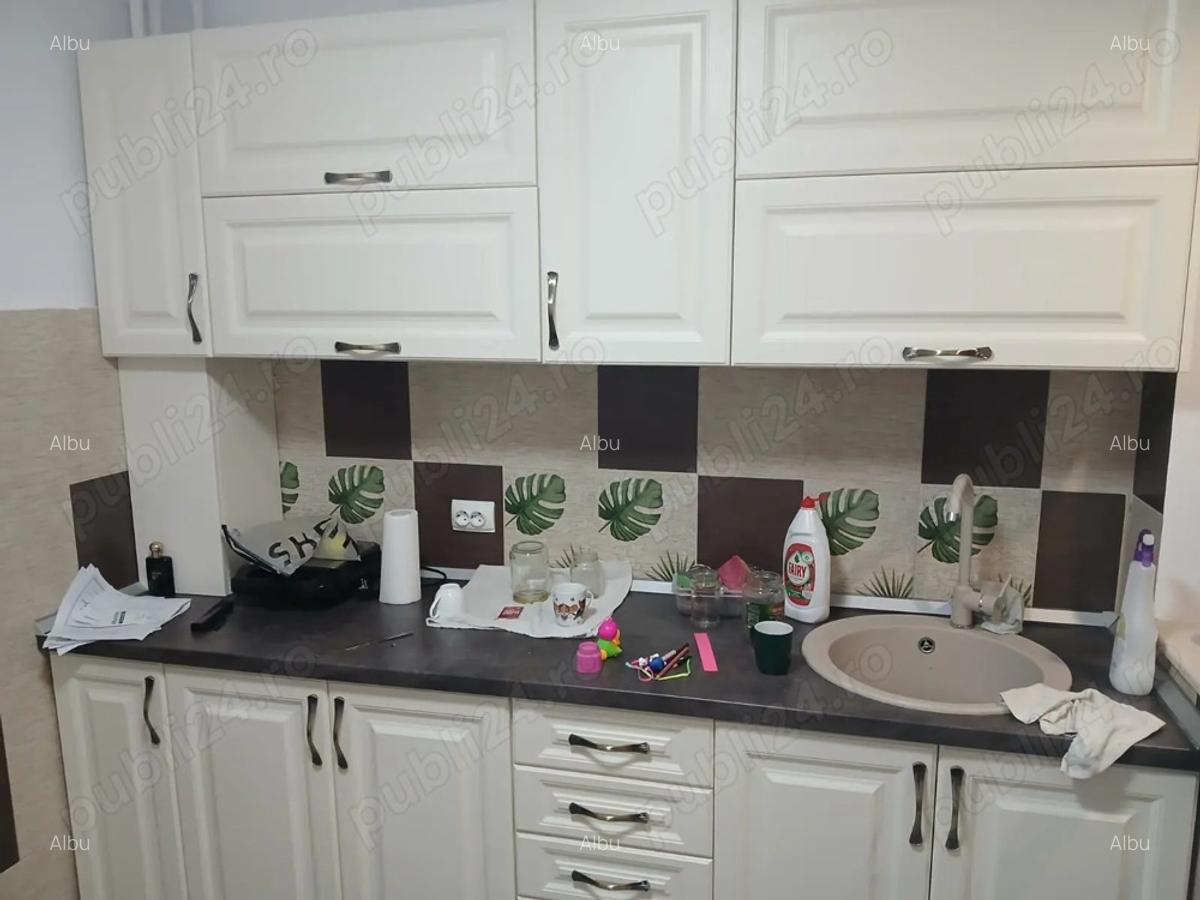 Apartament decomandat - 4