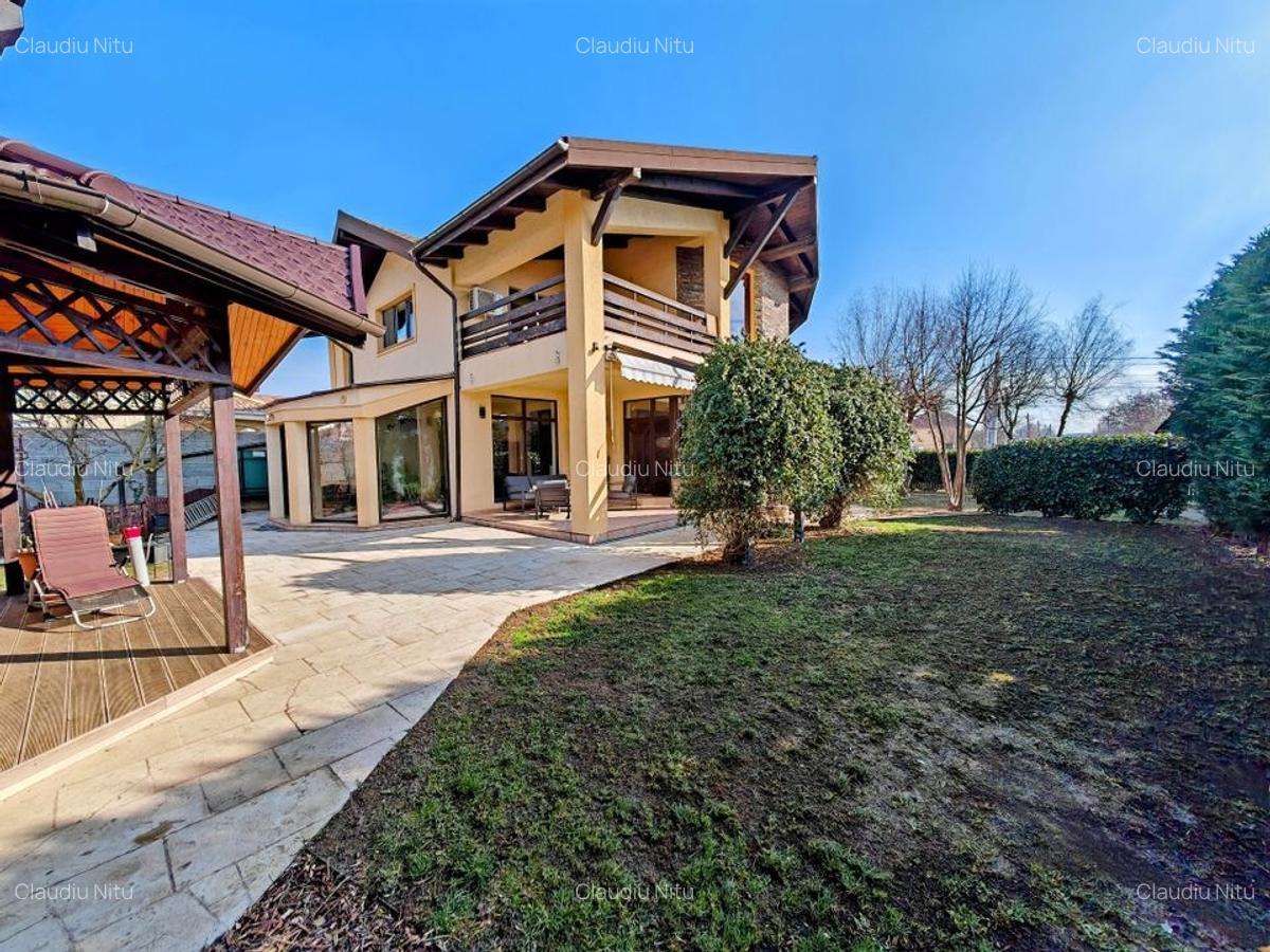 Vila S+P+M cu teren generos Dumbravita - 1