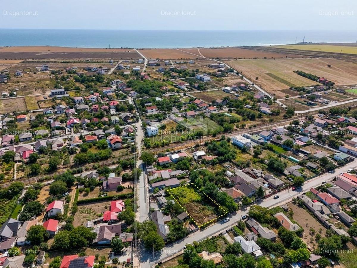 Teren intravilan intre case - 978 mp cu fundatie  - Tuzla, Constanta - 5