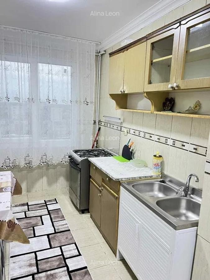 Apartament 2 camere, 50 mp, semidecomandat, ac, balcon, 1 Decembrie 1918 - 6