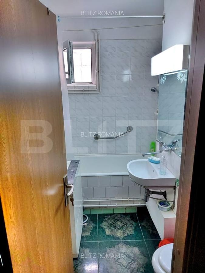 Apartament de vanzare, cu garaj si pivnita, zona Tudor - 7