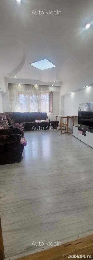 Apartament 4 camere de vanzare - 1