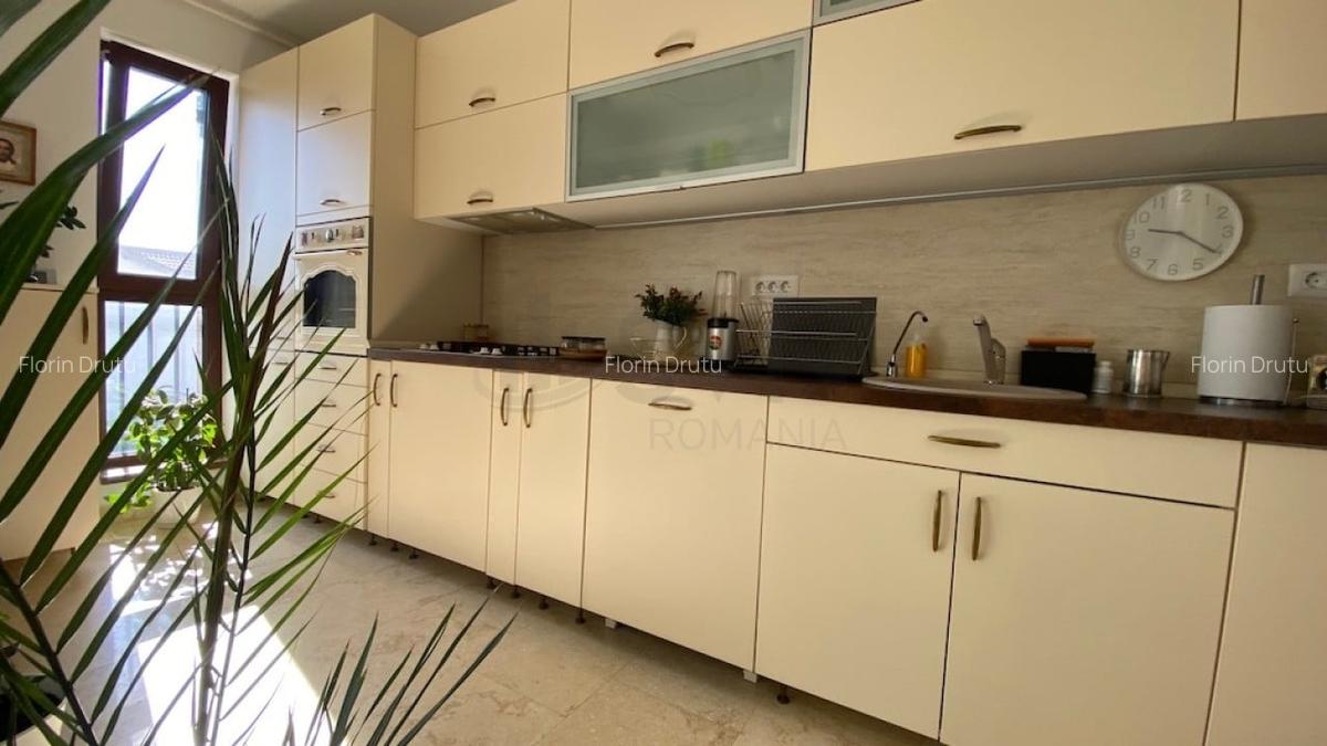 Apartament cu 3 camere semidecomandat în Sisești - 5