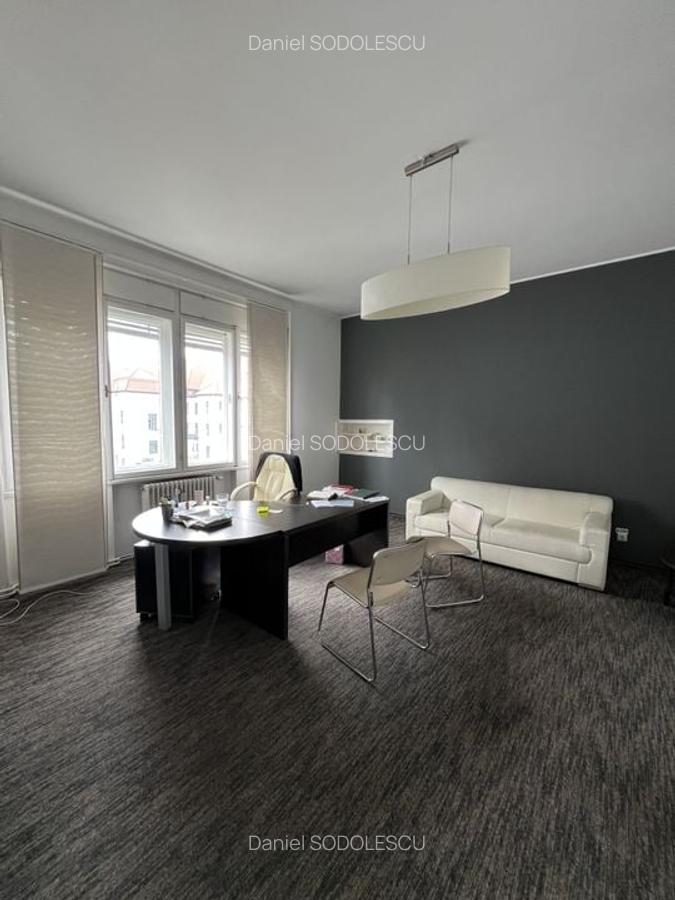 Apartament cu 3 camere decomandat în Central - 12