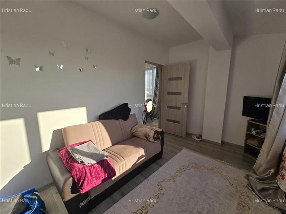 Apartament cu 3 camere semidecomandat în Bucureștii Noi - 17