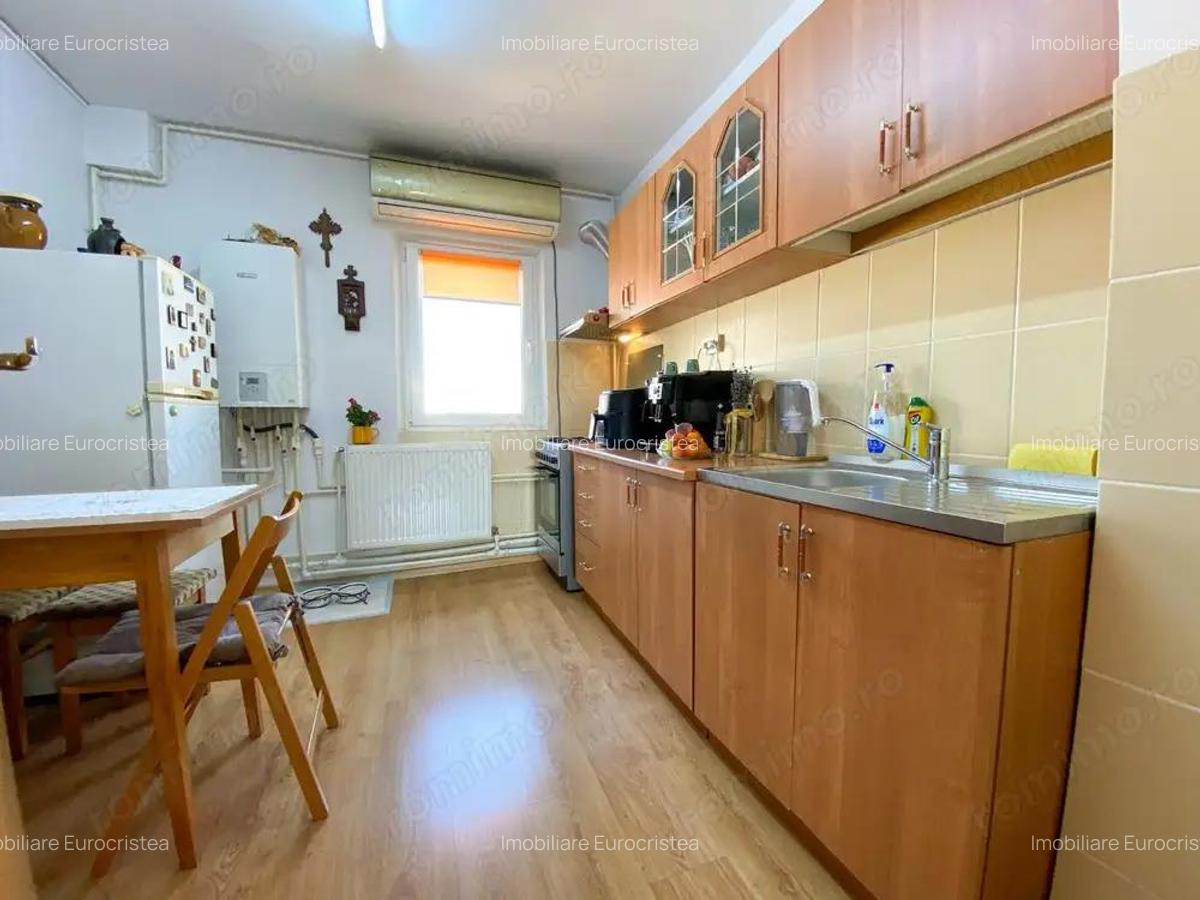 Apartament 4 camere de vanzare-Mangalia, zona:Parc Evergreen - 900m pana la Portul Turistic Faleza - 4