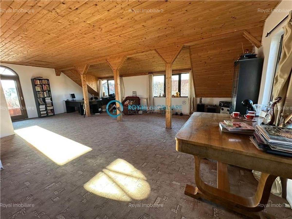 Royal Imobiliare - Vanzare Vila 5 camere , teren 800 mp,zona Sala Sporturilor - 16