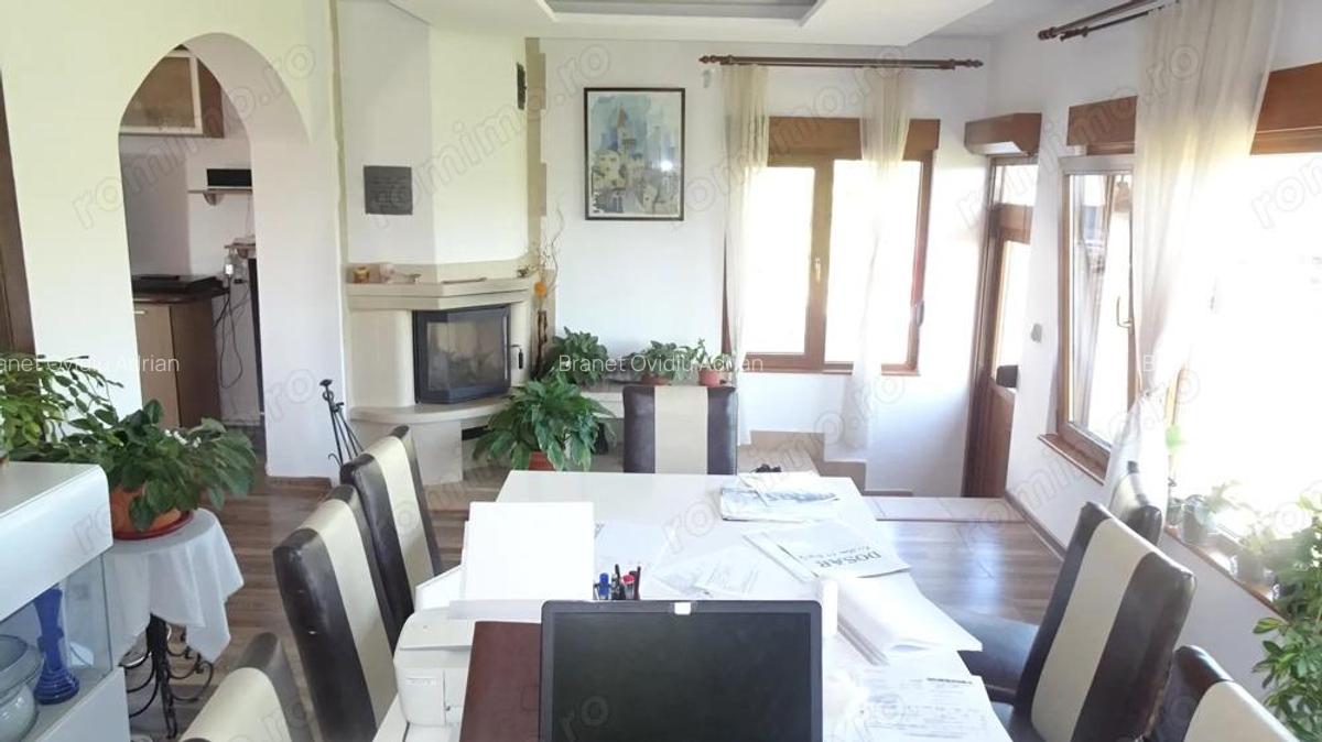 Vand casa in sistem P+M, are suprafa?a utila 160 mp,finisata integral ?i echipata complet. - 12