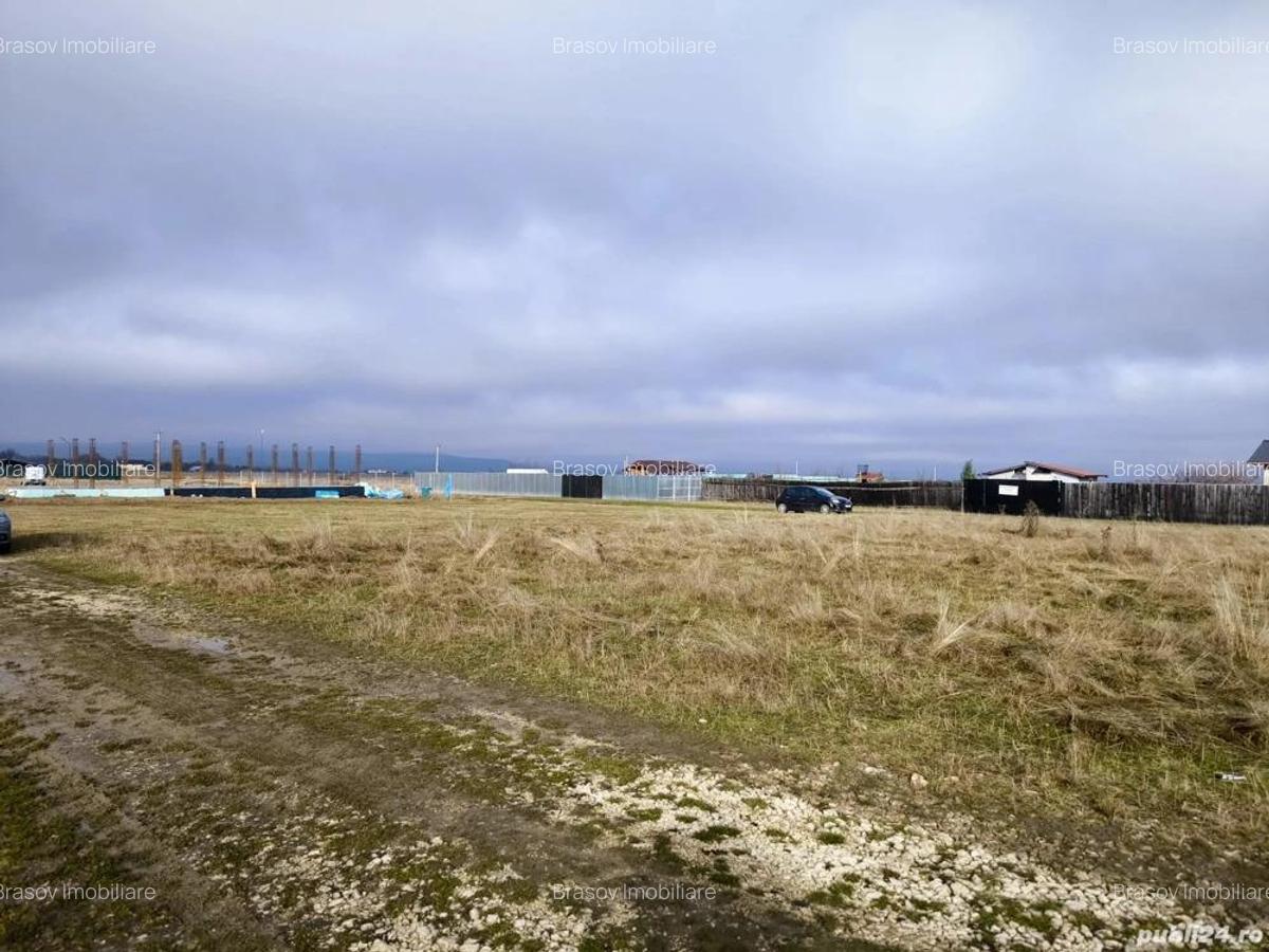 Zona Glajarie - Rasnov, teren ideal pentru investitie sau constructii de vacanta. - 3