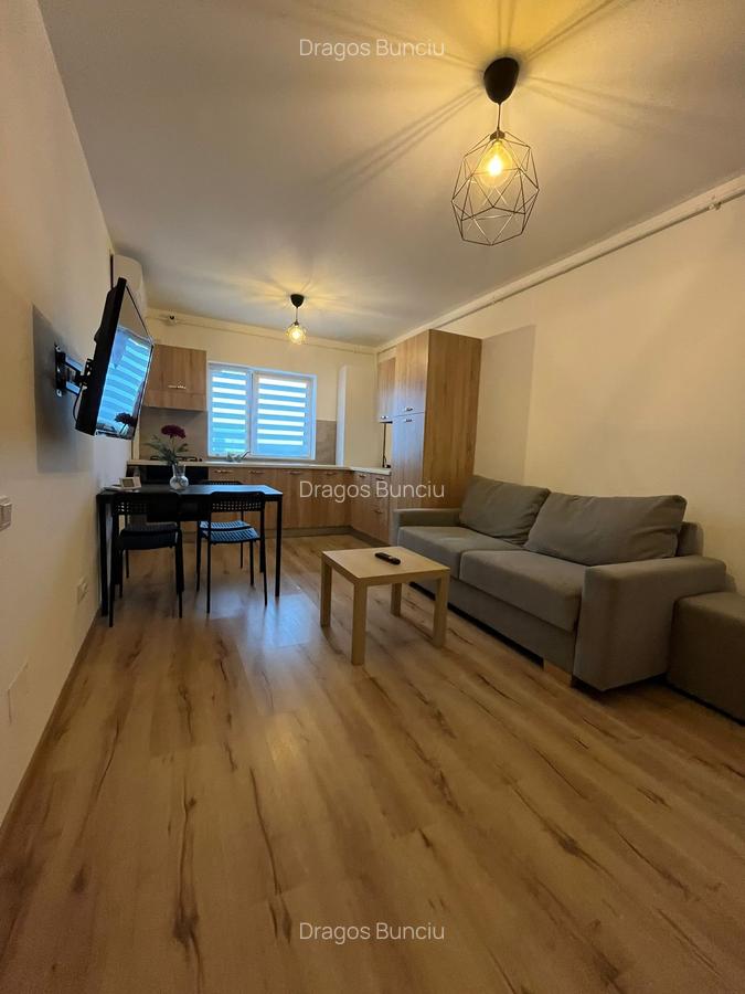 Apartament cu 2 camere decomandat în Apărătorii Patriei - 6