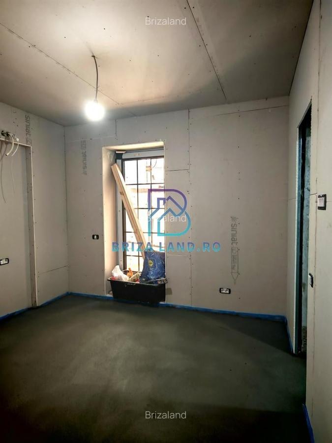 Bucurestii Noi, Laminorului, casa 67mp, 3 camere, 3 bai, teren 161mp - 7