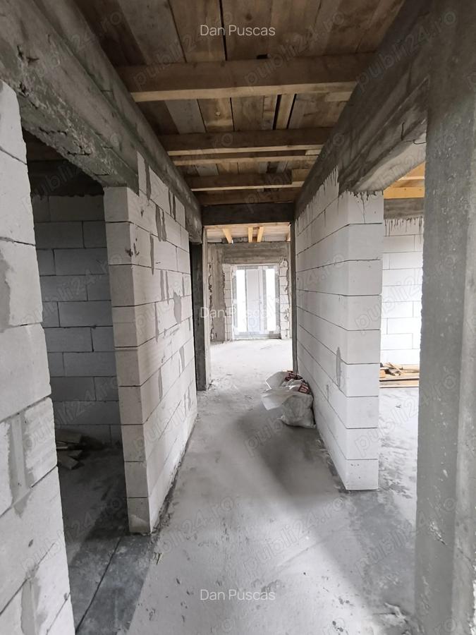 Vand casa noua in Nojorid (la ro?u) - 10