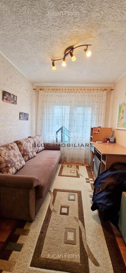 Apartament cu 4 camere. etaj 2, bloc 1982 - 8