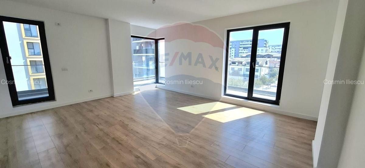 Vanzare apartament 3 camere Titan - 2