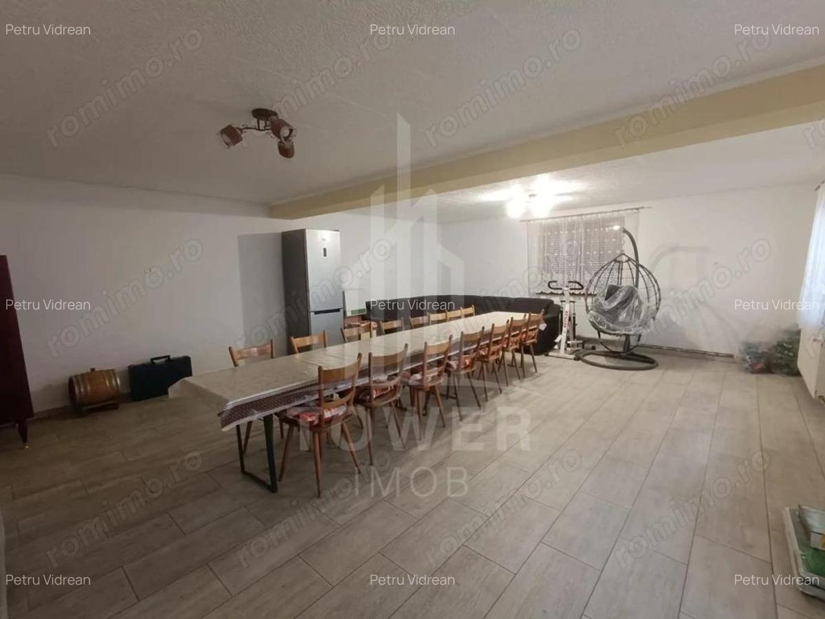 Casa de vanzare in satul Ro?ia cu vedere panoramica spre Mun?ii Fagaras - 20