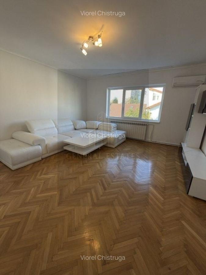 Apartament spatios cu 3 camere - 1