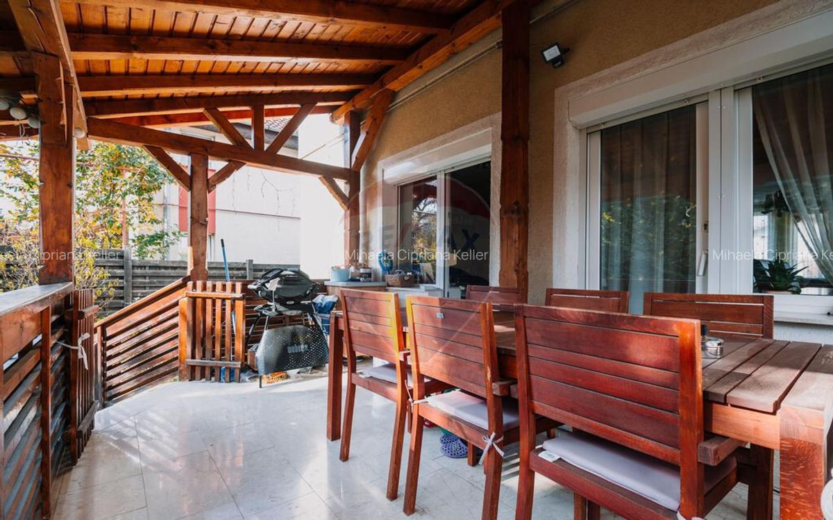 Vanzare casa, intr-o loca?ie lini?tita in cartierul... - 10