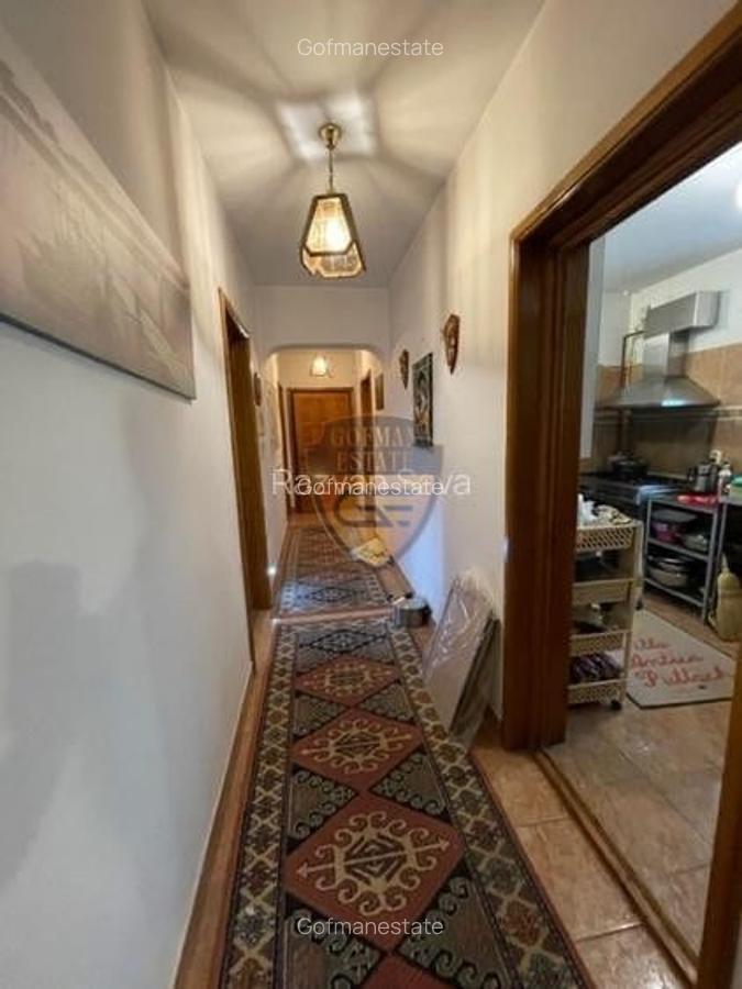 Vila 20 camere, 3 Apartamente, Compozitorilor - 8