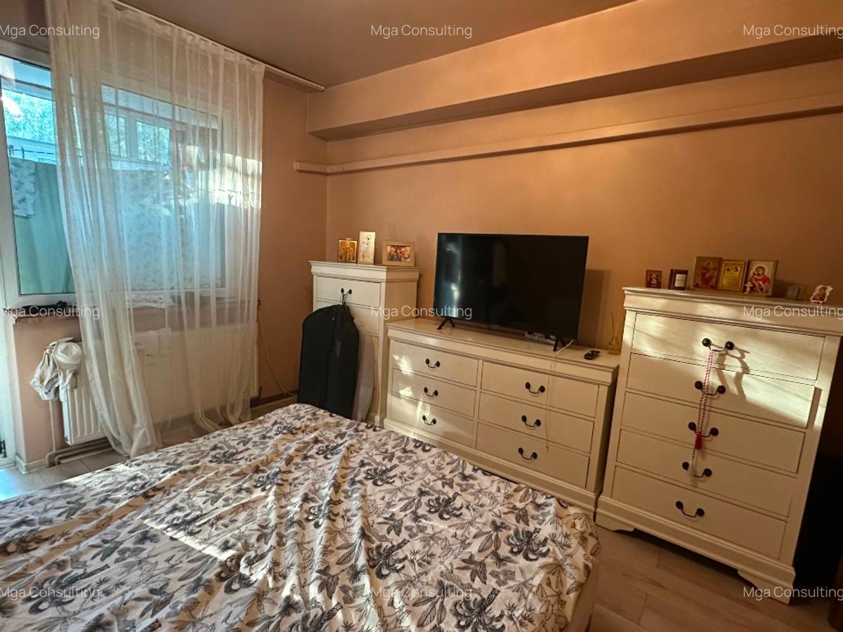 Apartament 3 camere Calea Bucuresti - 2
