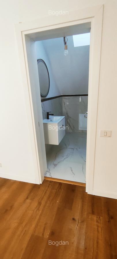 Apartament cu 3 camere nedecomandat în Titan - 3