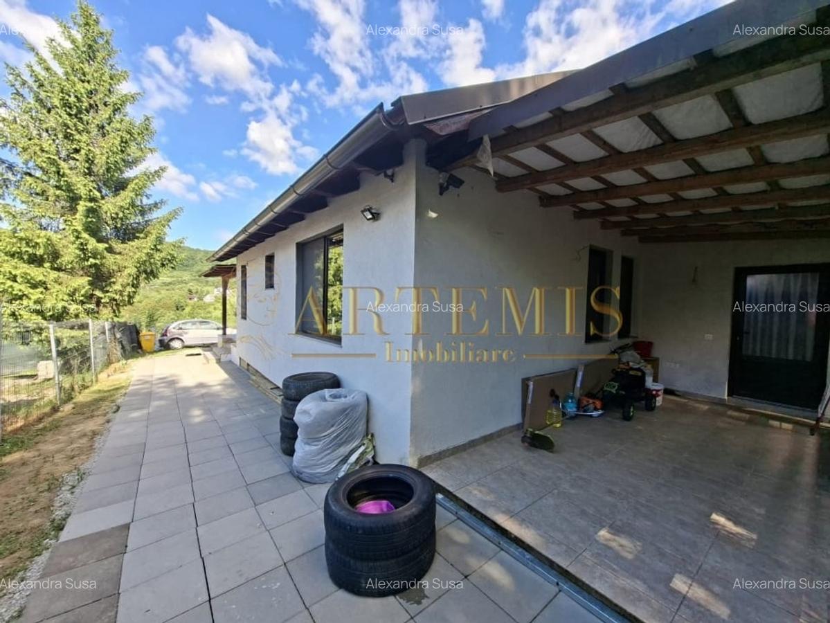 Casa individuala, decomandata, 3 camere, 84 mp, teren 400 mp., zona Valea Jelnei - 11