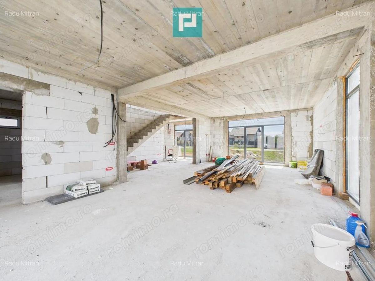 Casa cu etaj la gri in Zimandul Nou - 3