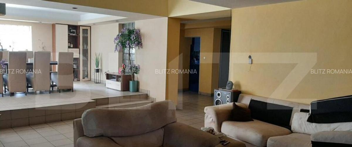 Casa individuala 9 camere, suprafata utila 660mp, teren 435m - 1