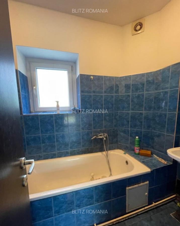 Casa de vanzare, cu 4 camere, 140 mp, zona Centru Vechi - 7