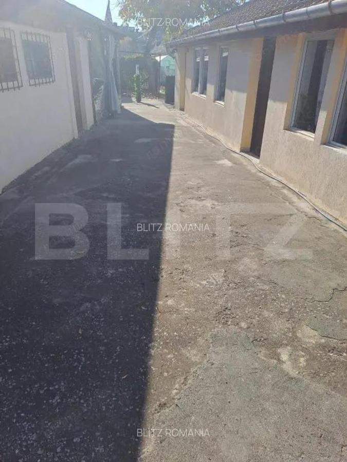 Casade vanzare, suprafata teren 800 mp, zona Mehala - 1