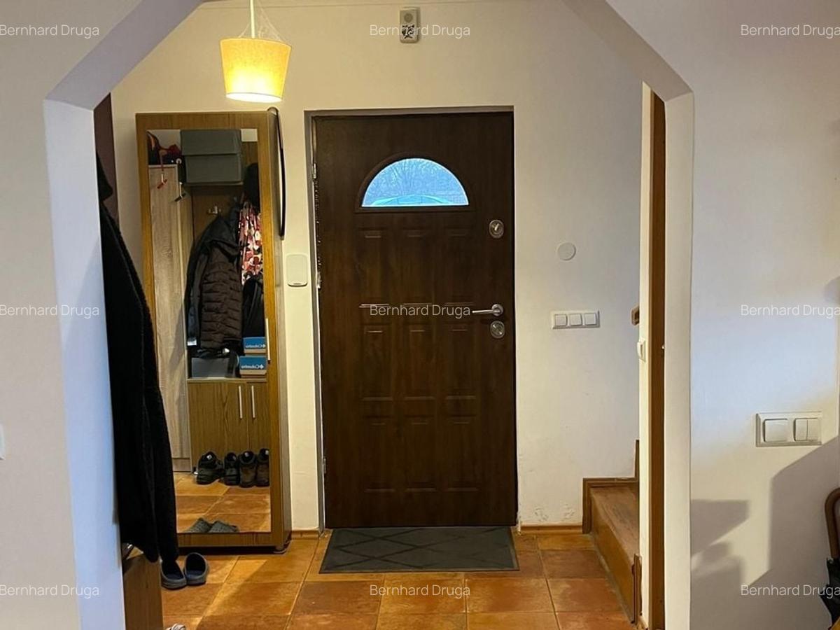 Refugiu Elegant lângă Lac – Vilă Mobilată Integral, la Doar 20 km de București - 11