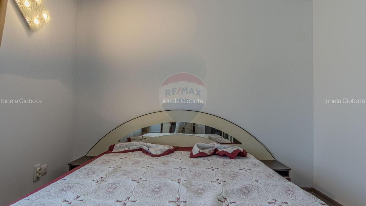 Casa / Vila cu 10 camere de vanzare in Moieciu de Jos - 15