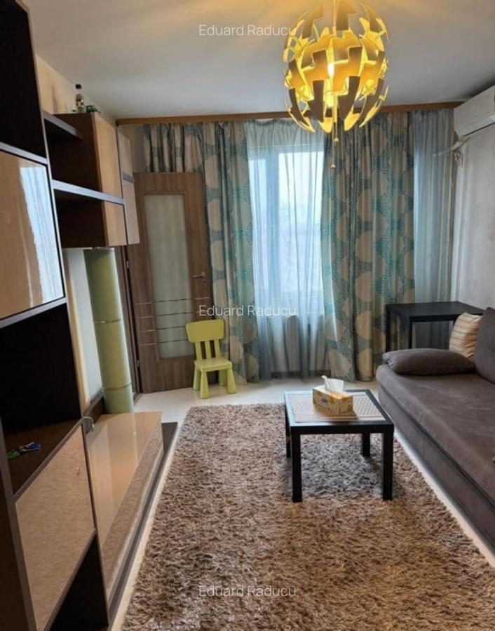 Apartament de 2 camere modern si decomandat, loc de parcare - Valea Ialomitei - 1