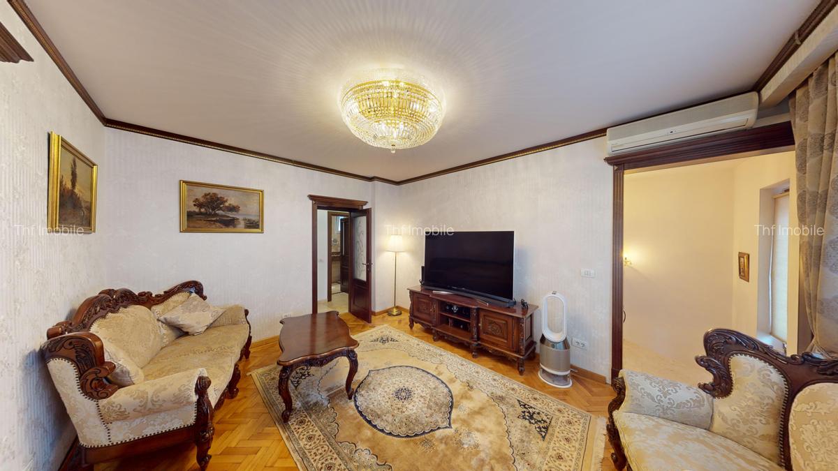 Vila renovată complet cu curte proprie- ultracentral- Patriarhie - 3