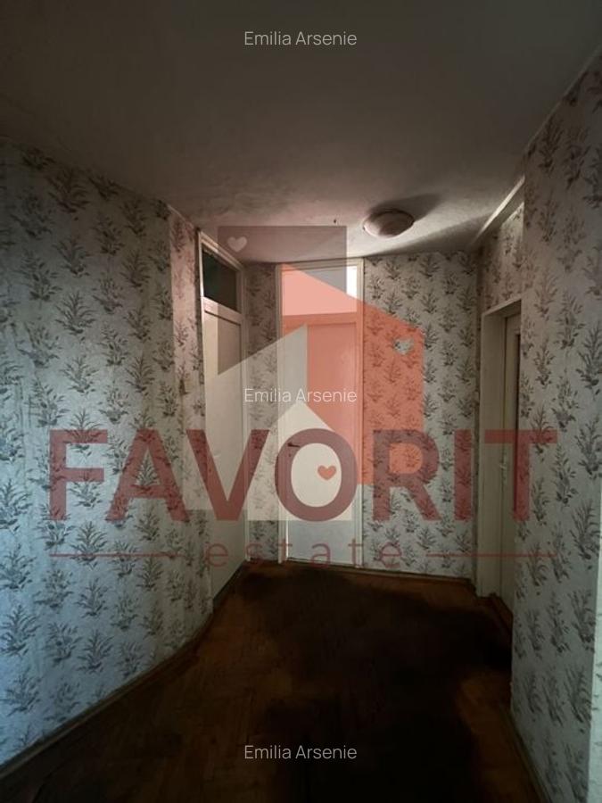 Oportunitate de cumpărare - Apartament 4 camere decomandat, zona Șagului - 7