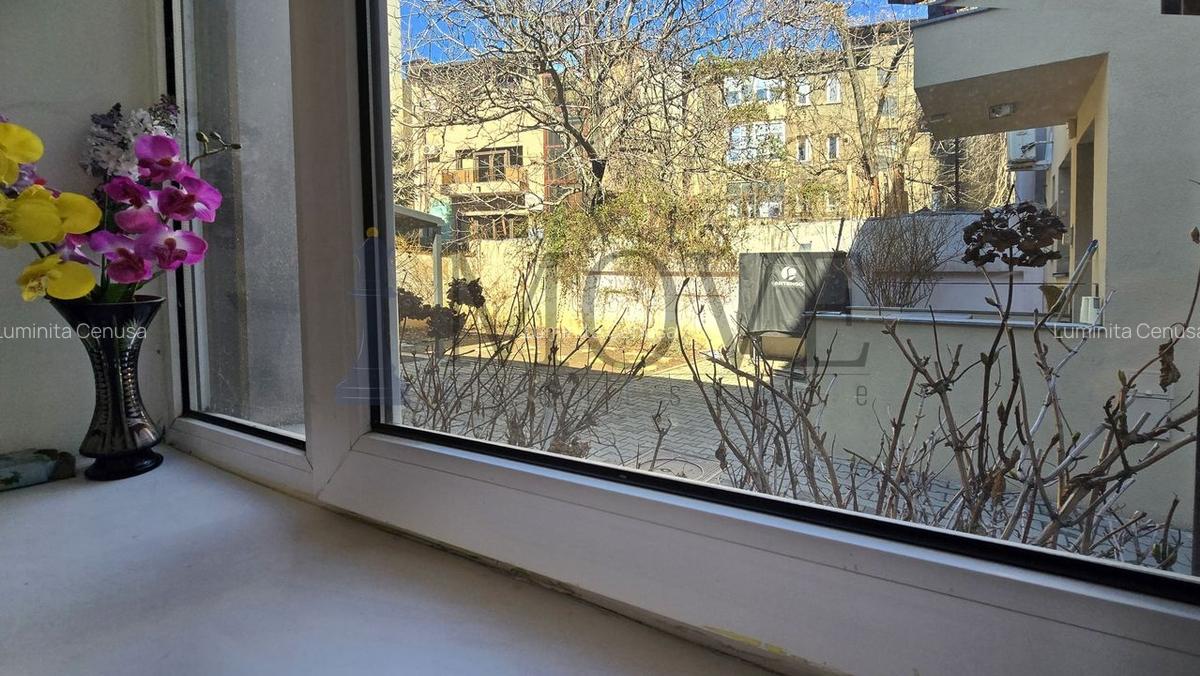 Casa Parter + Demisol în Piata Romana - 47