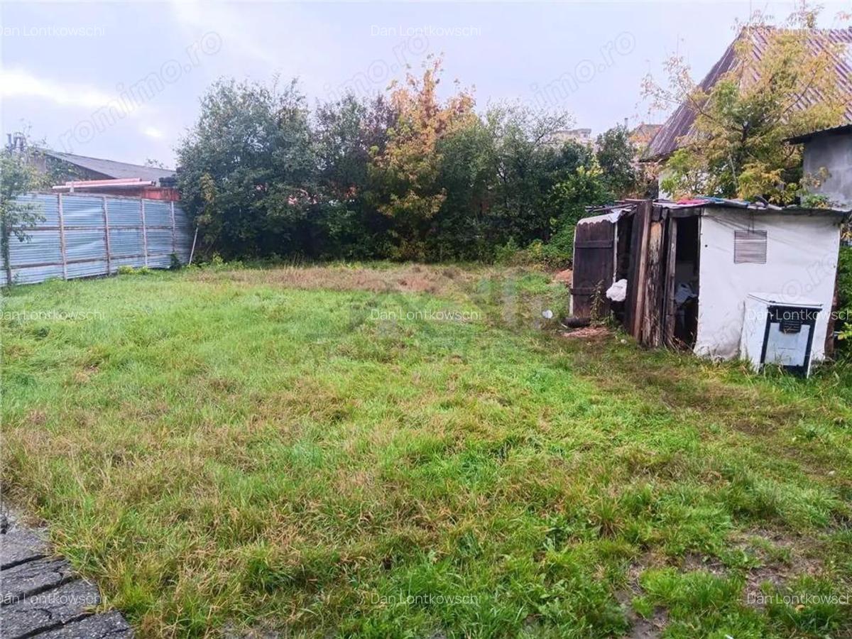 Manta Rosie TEREN 700mp CASA BATRANEASCA 65mp la 200m de bld. Poitiers - 3