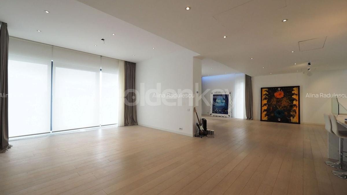 Apartament cu 4 camere decomandat în Herăstrău - 5