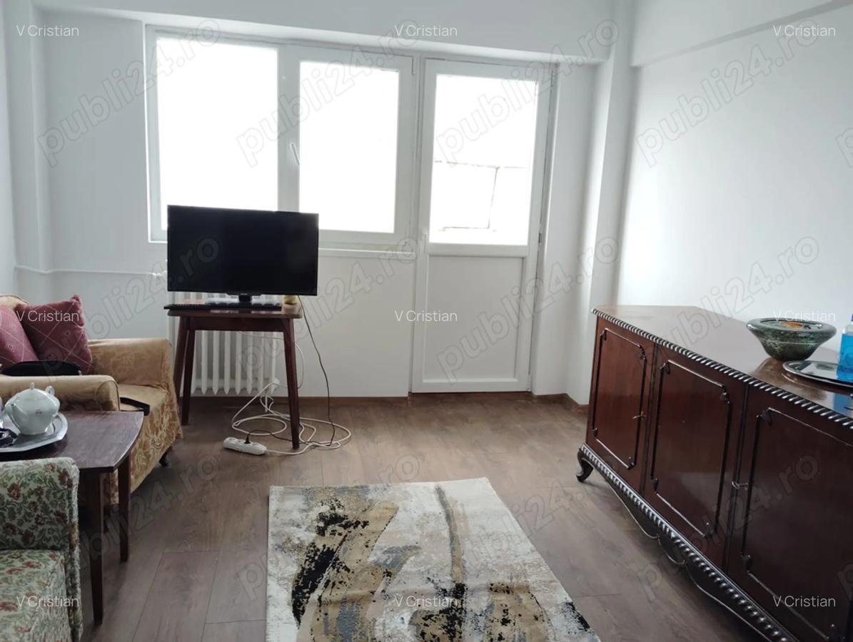 Inchiriesz apt. 2 camere, Tineretului - 1