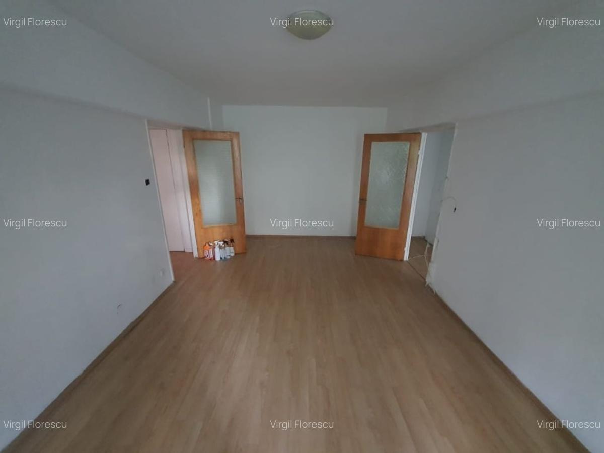 PROPRIETAR, 3 CAMERE, 2/10, complet renovat, aproape parc National - 13