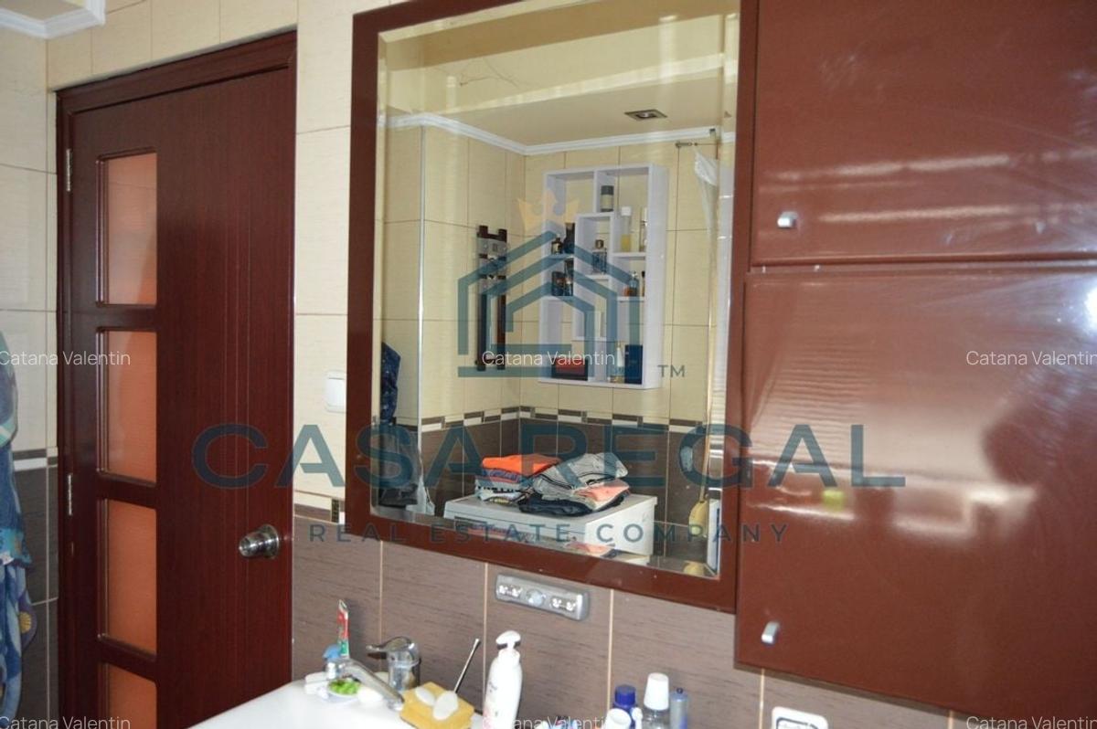 Apartament cu 3 camere decomandat în Nufărul - 15
