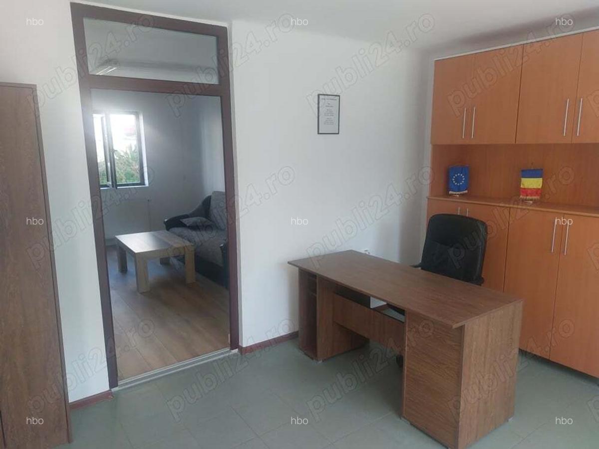 Inchiriez spatiu de birou comercial cu suprafata de 70 mp si curte pavata de 100 mp , zona cu vad - 1