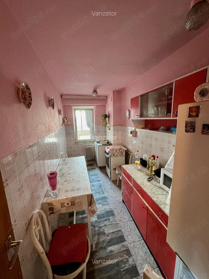 Inchiriez apartament tip Samanta zona Polivalenta - 6