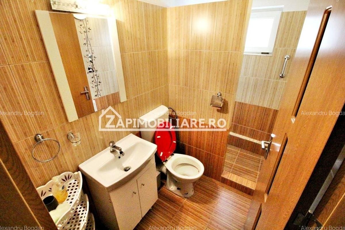 Apartament 4 camere la casă  de închiriat,zona Platou - 7