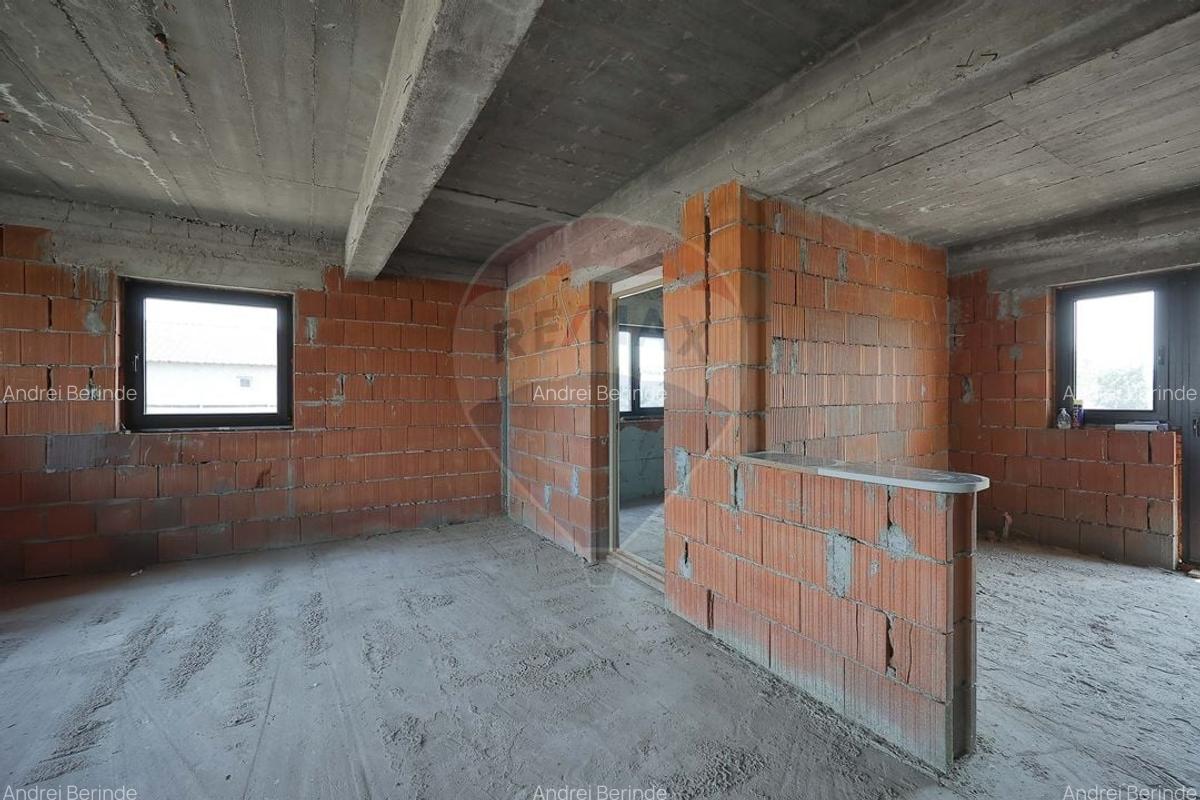 Casa cu 6 camere de vanzare -la rosu- in Gepiu, judetul Bihor - 9