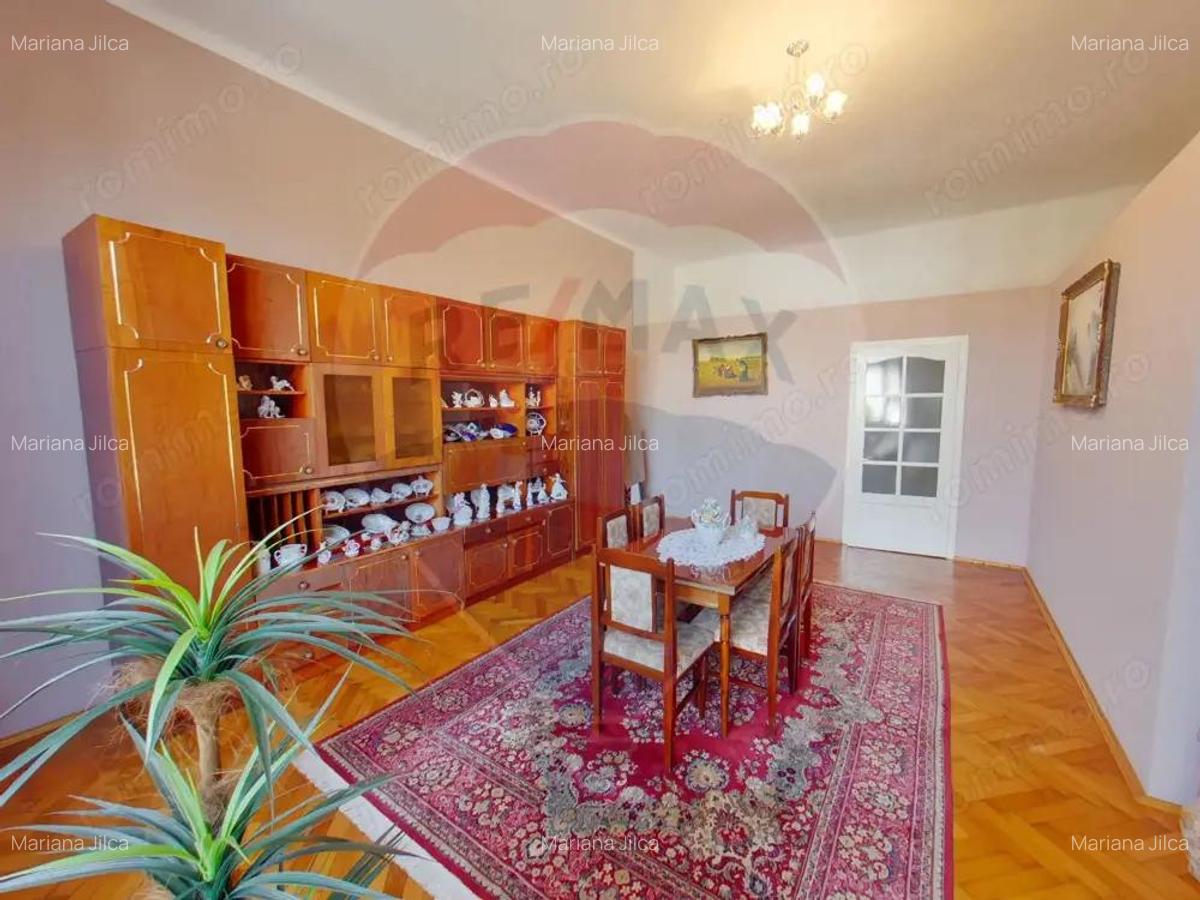 Casa / Vila cu 3 camere de vanzare in zona Ultracentral - 12