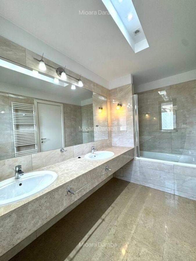 Villa with swimming pool, Oxford Gardens residential complex, Pipera area - 18