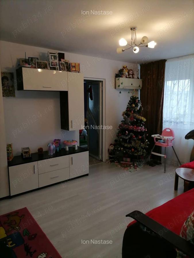 Apartament de vanzare - 4
